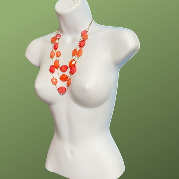 CHICO"S Triple Strand Statement Necklace Orange Arcrylic Beads Gold Tone - Picture 4 of 7